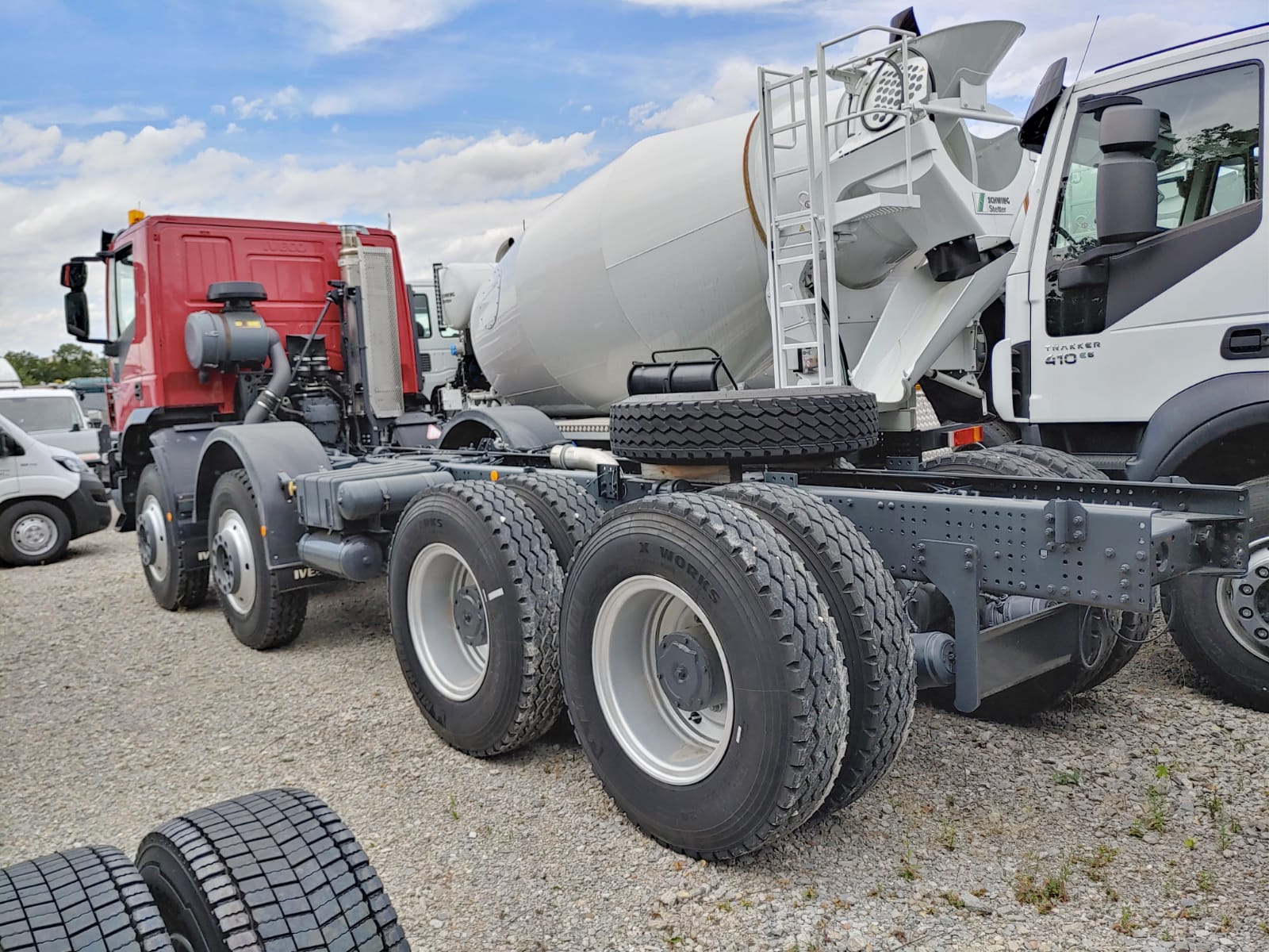 IVECO 410T50 AD TRAKKER 8x4 CHASSIS - MY2013 EUR 5